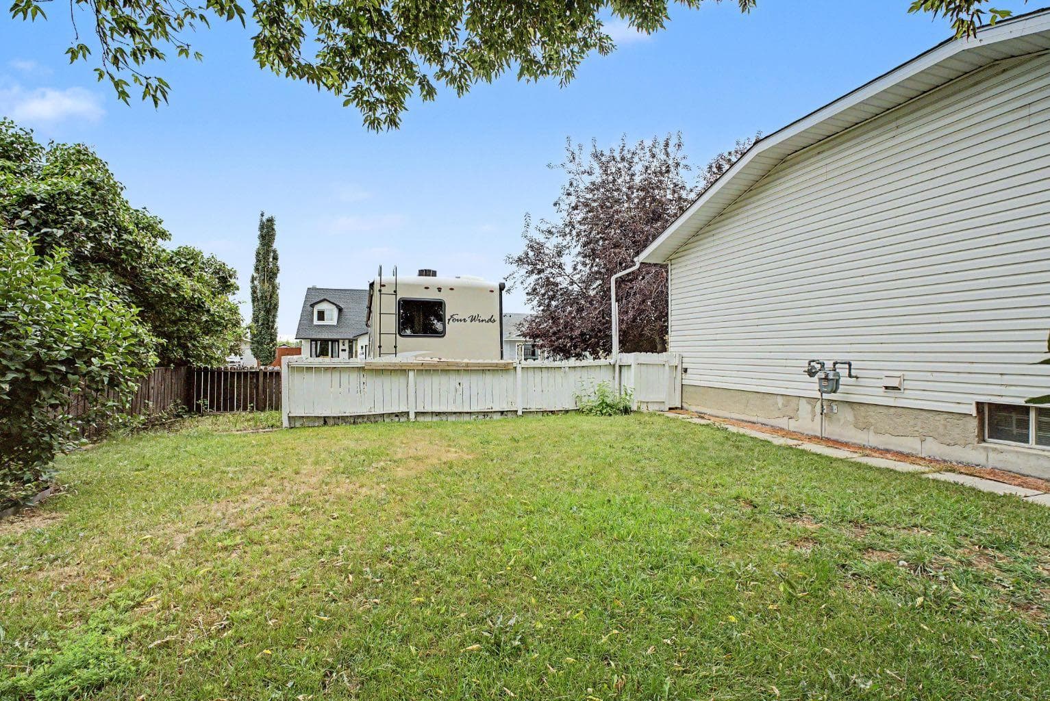 85 Rideau Close SW