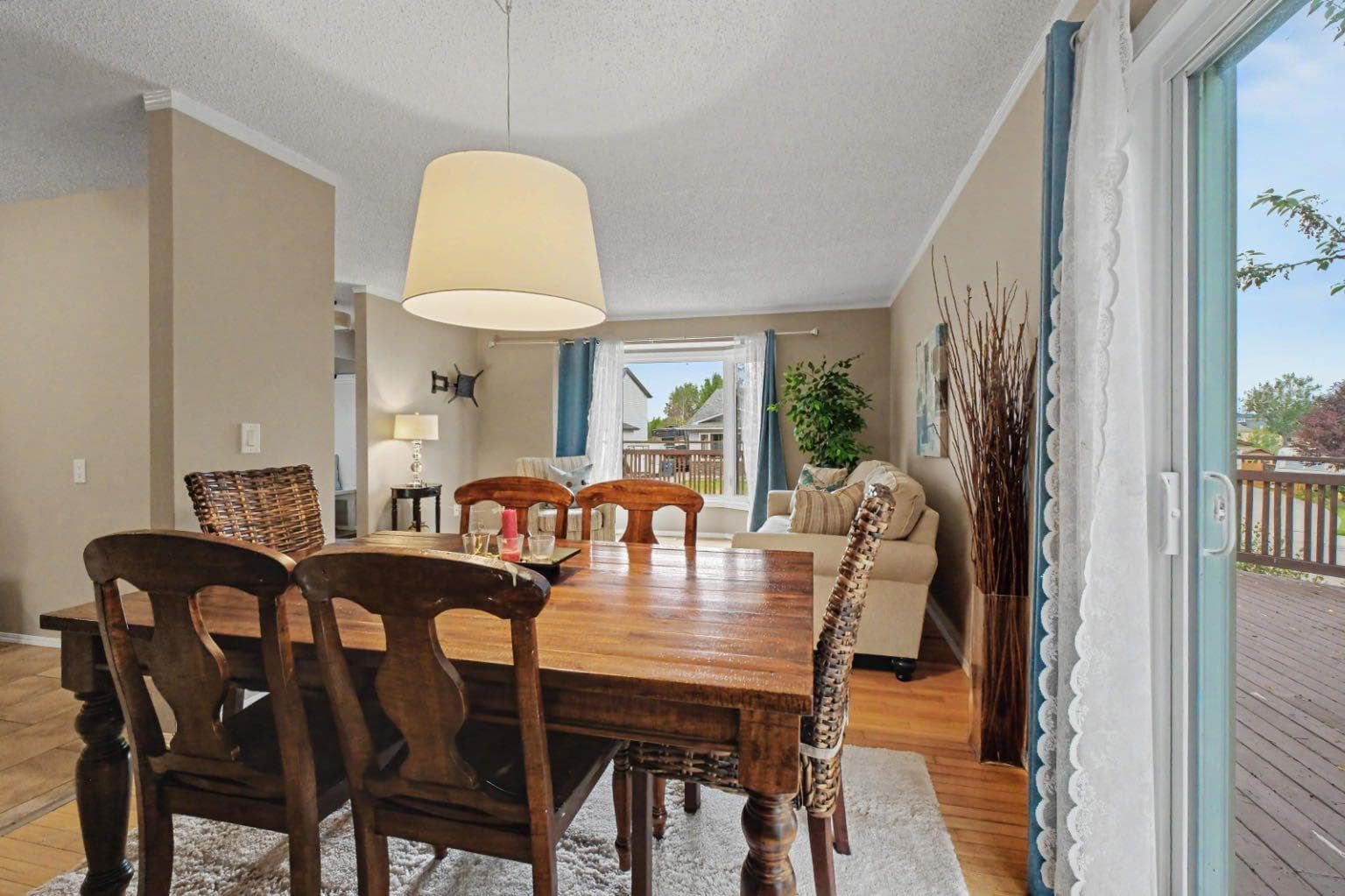 85 Rideau Close SW