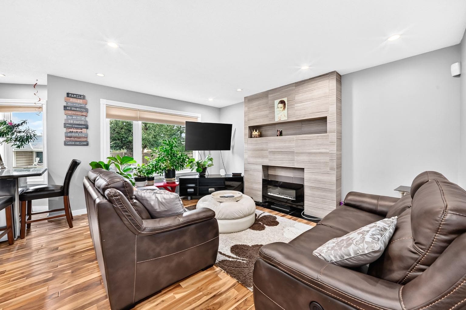 139 Hawkville Close NW