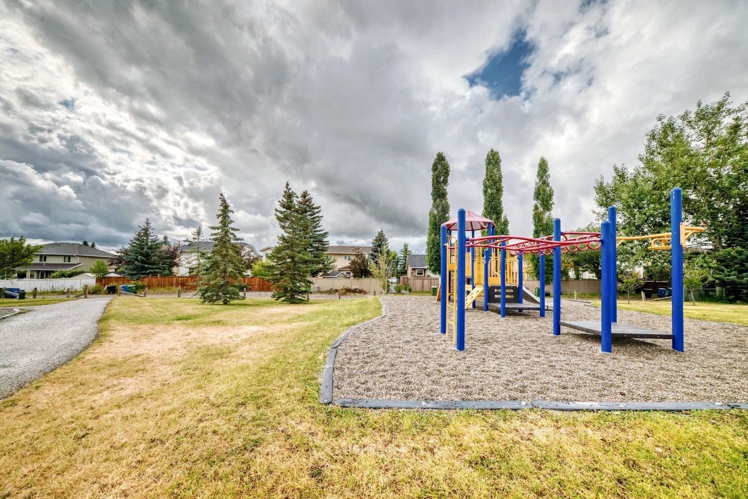 139 Hawkville Close NW