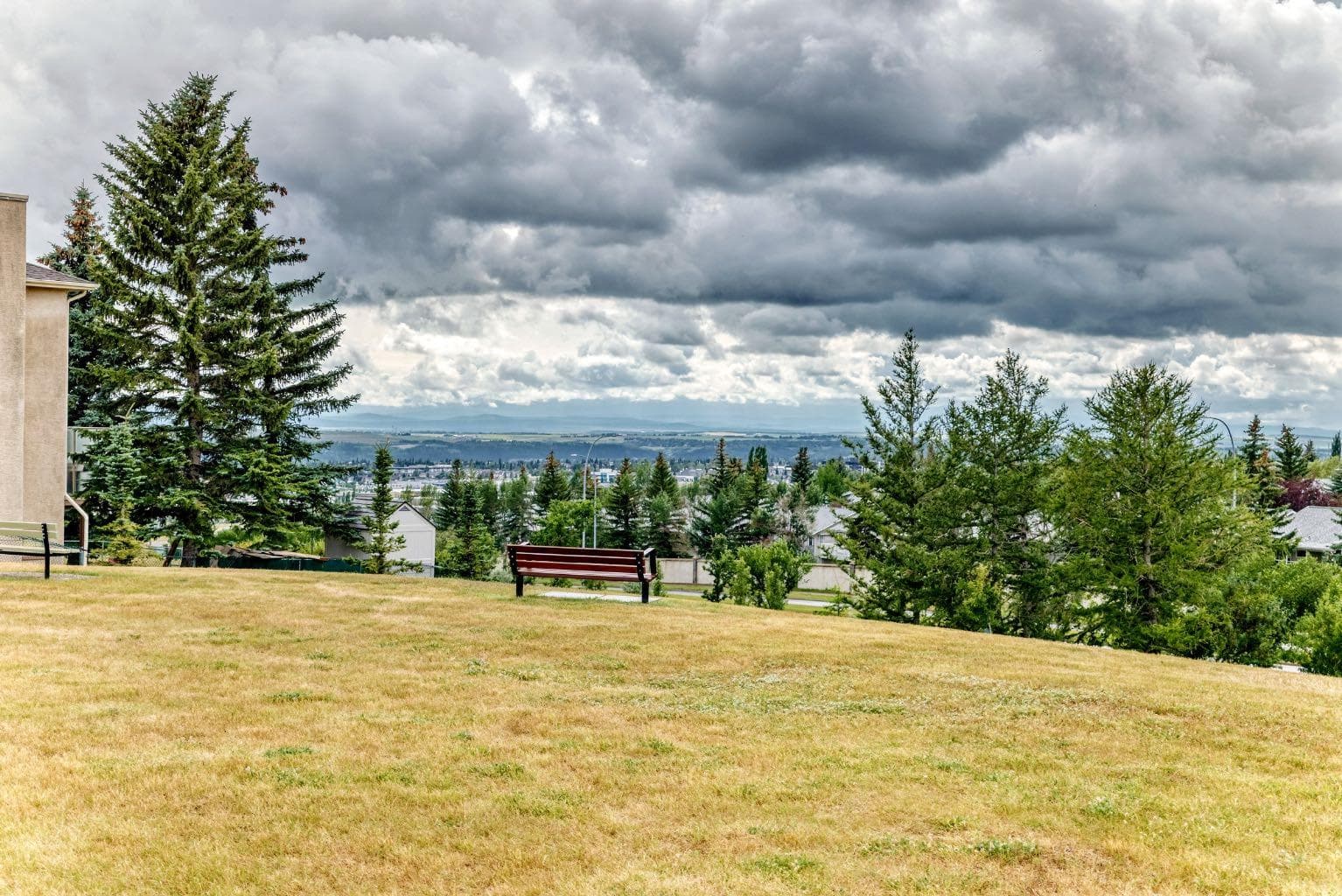 139 Hawkville Close NW