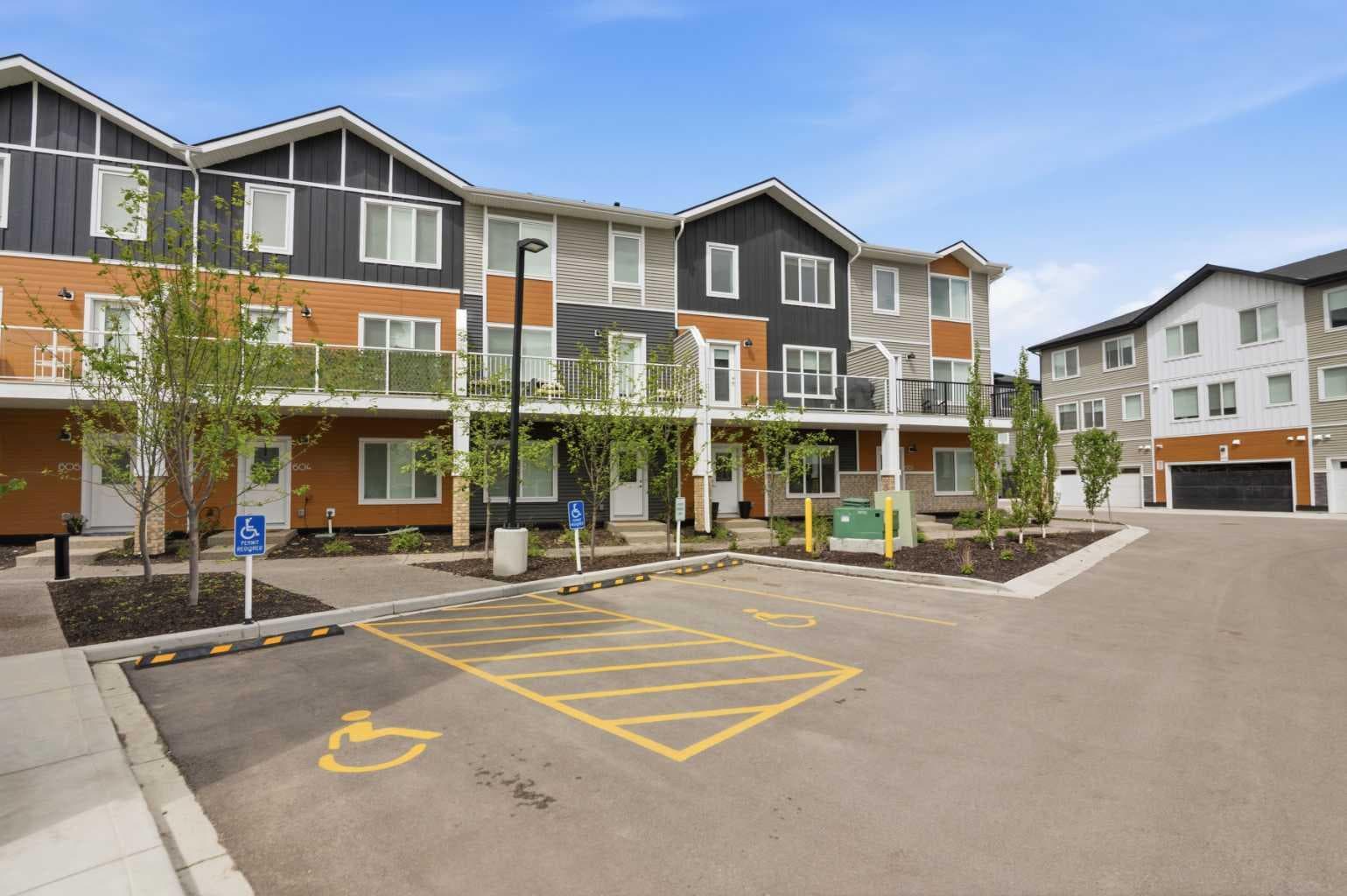 602, 335 Creekside Boulevard SW