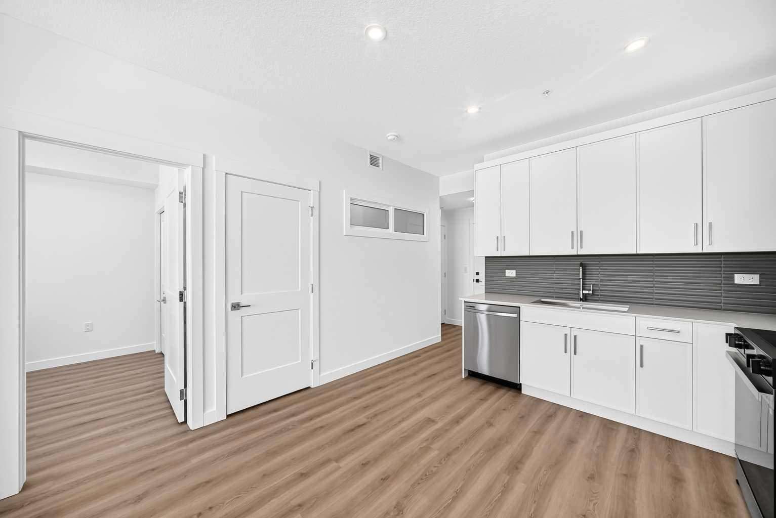 2311, 430 Sage Hill Road NW
