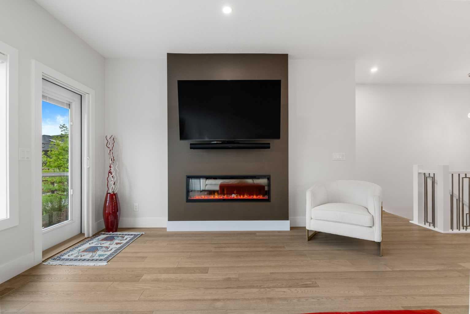 220 Marina Cove SE