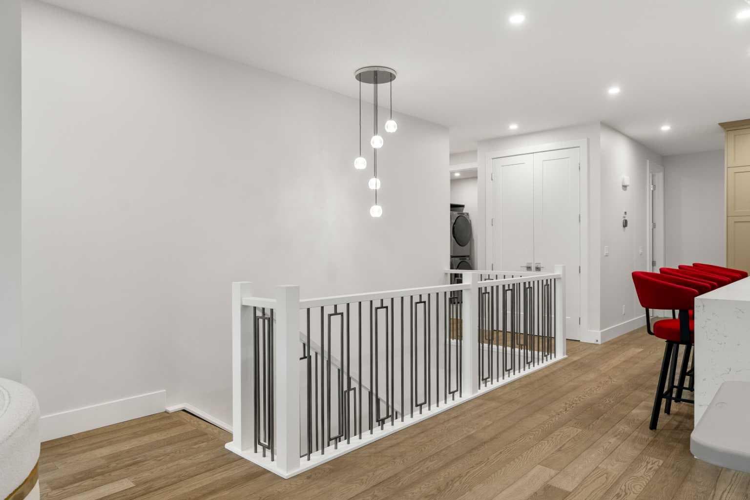 220 Marina Cove SE