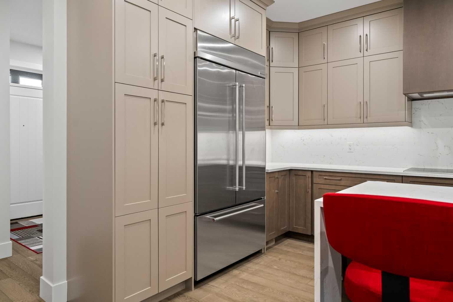 220 Marina Cove SE