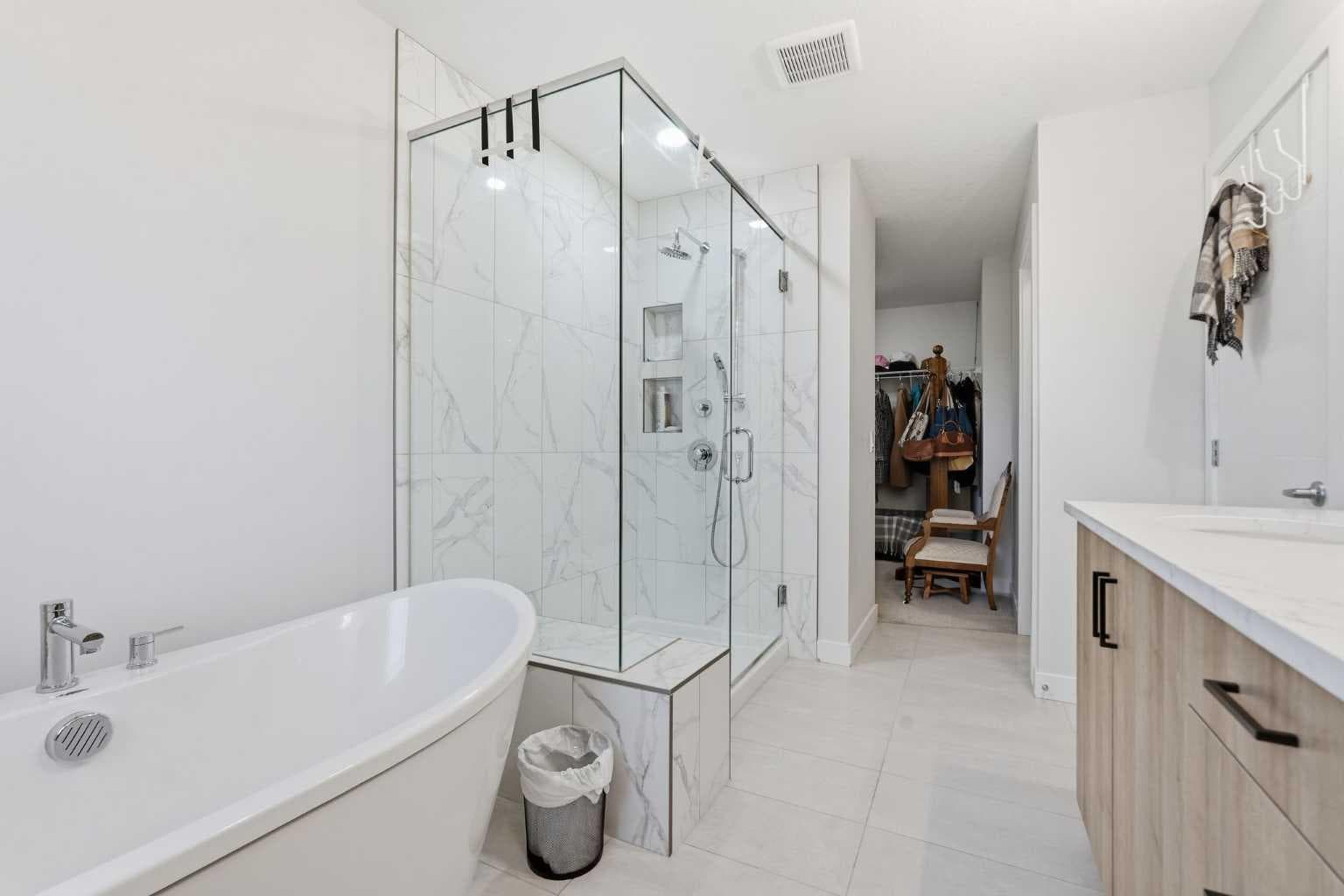 1074 Harmony Parade 