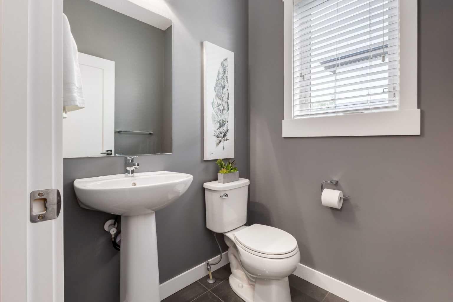 17, 111 Rainbow Falls Gate 