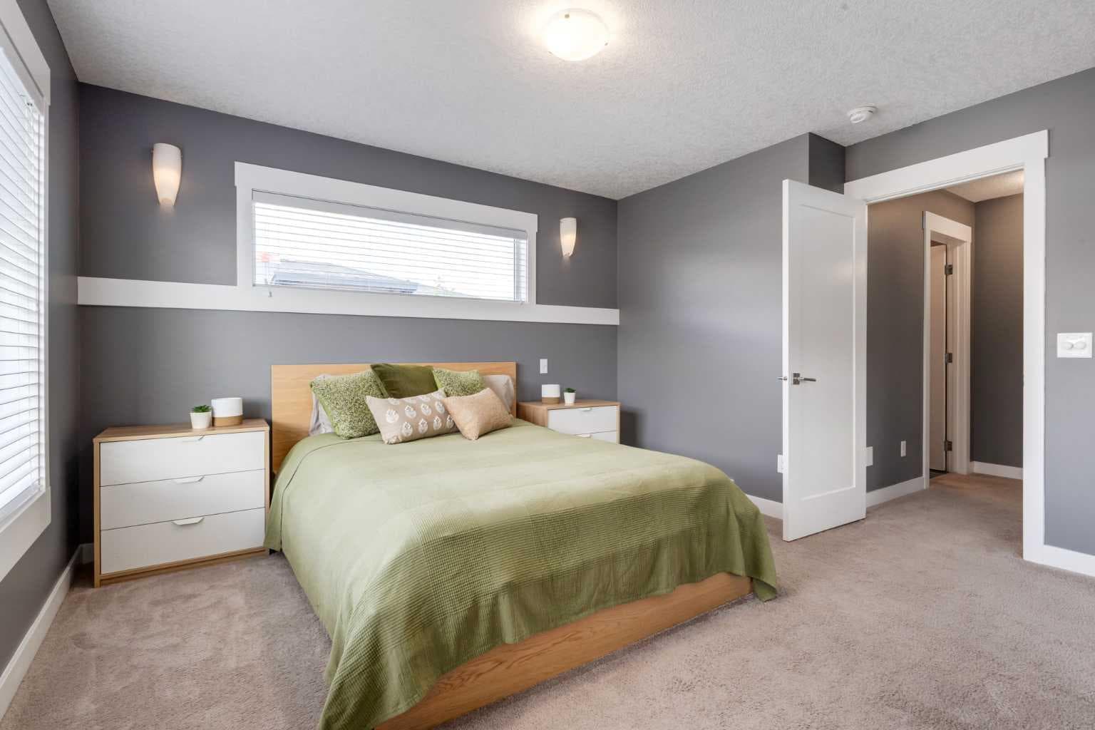 17, 111 Rainbow Falls Gate 