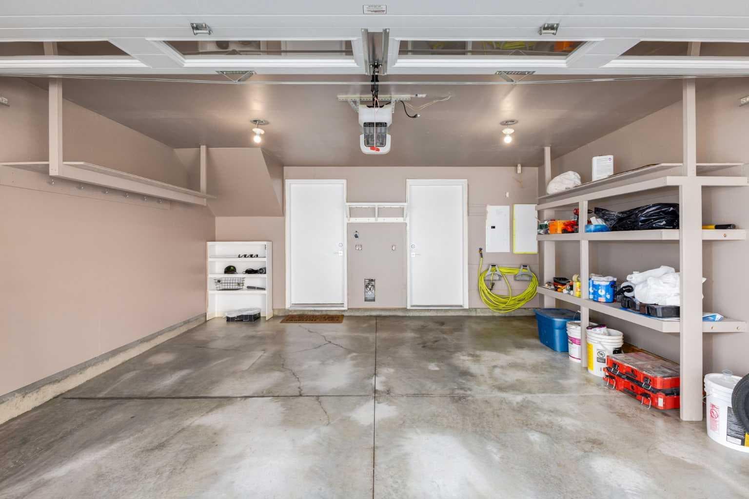 17, 111 Rainbow Falls Gate 