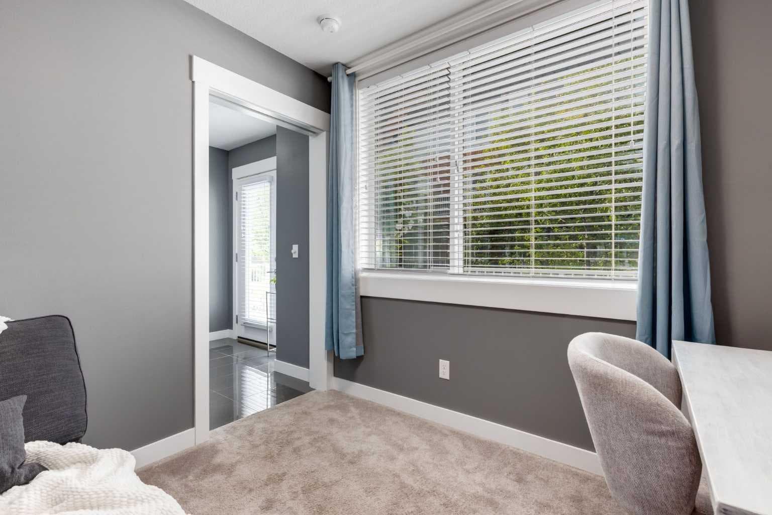 17, 111 Rainbow Falls Gate 
