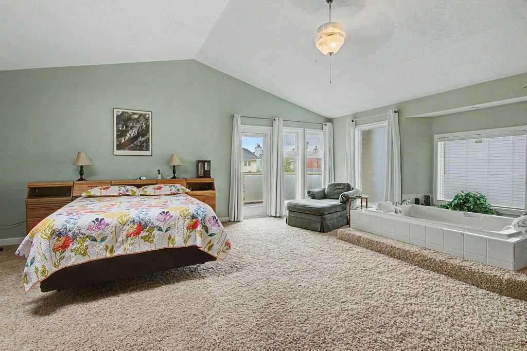 43 Riverside Road SE