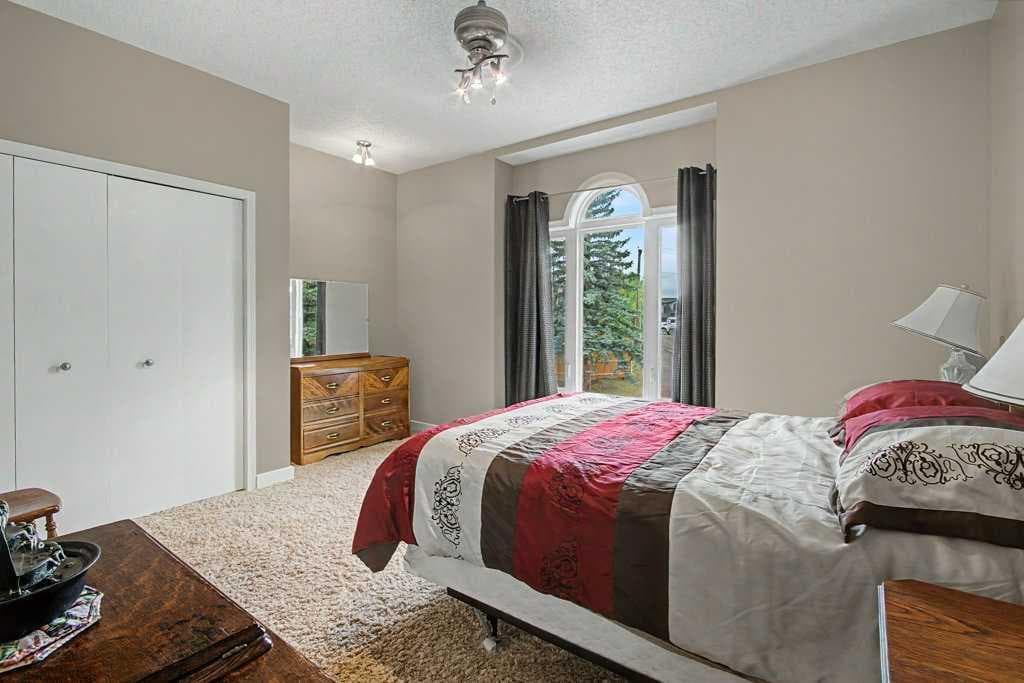 43 Riverside Road SE