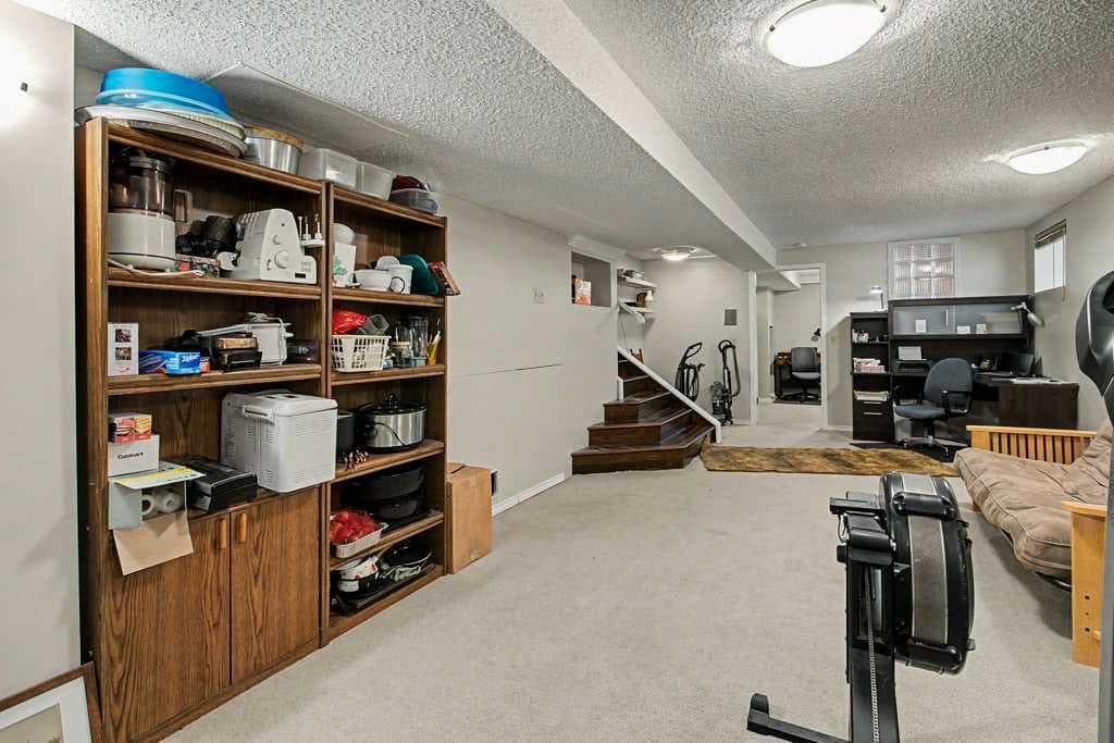 43 Riverside Road SE