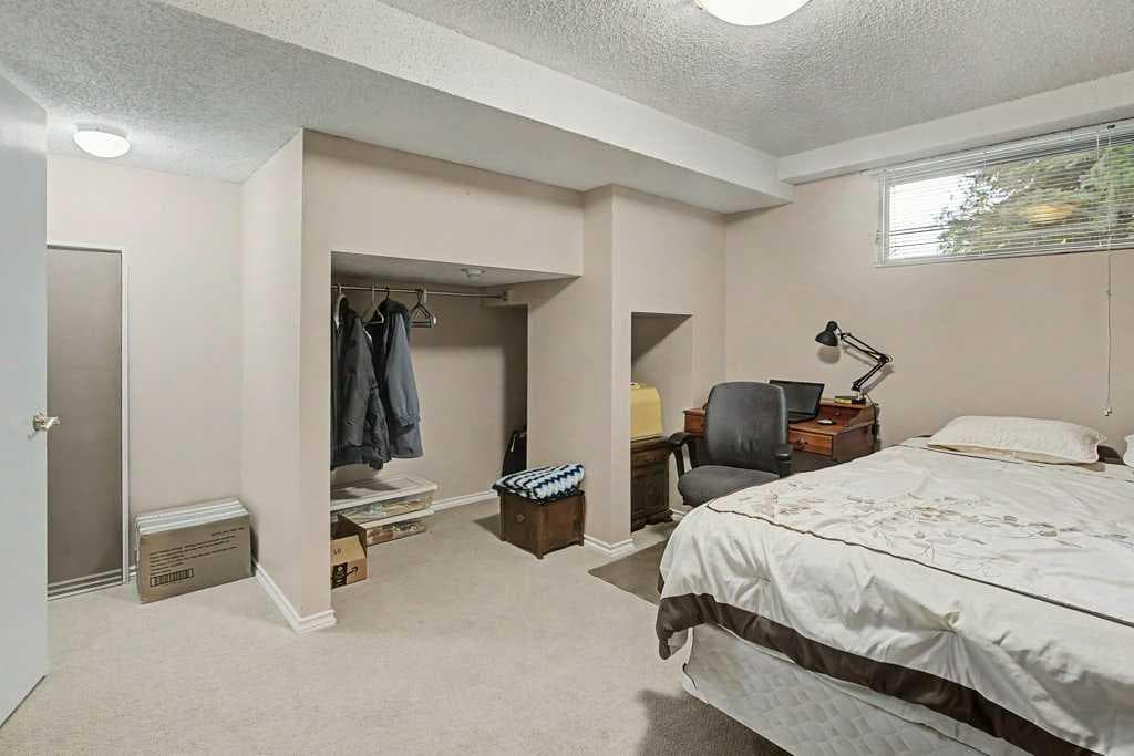 43 Riverside Road SE