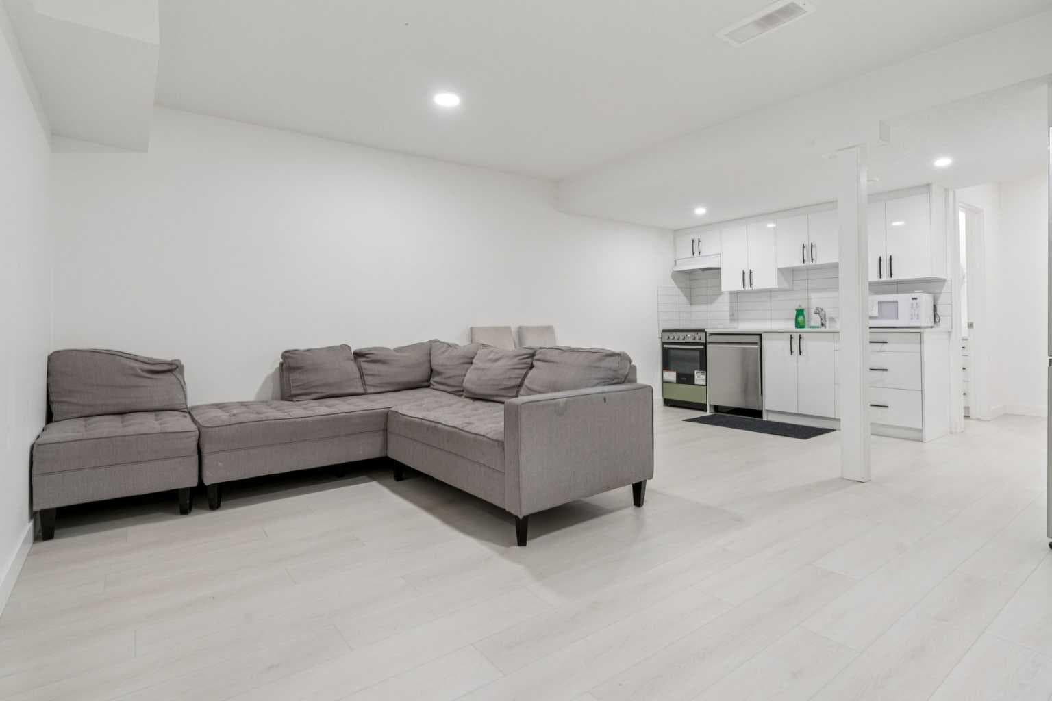223 Carrington Circle 
