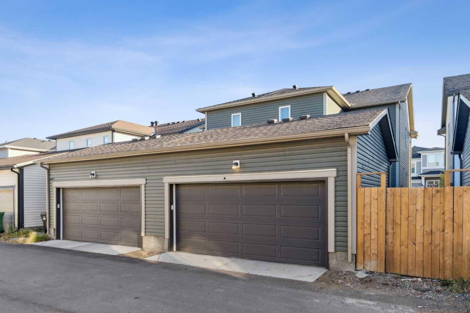 223 Carrington Circle 