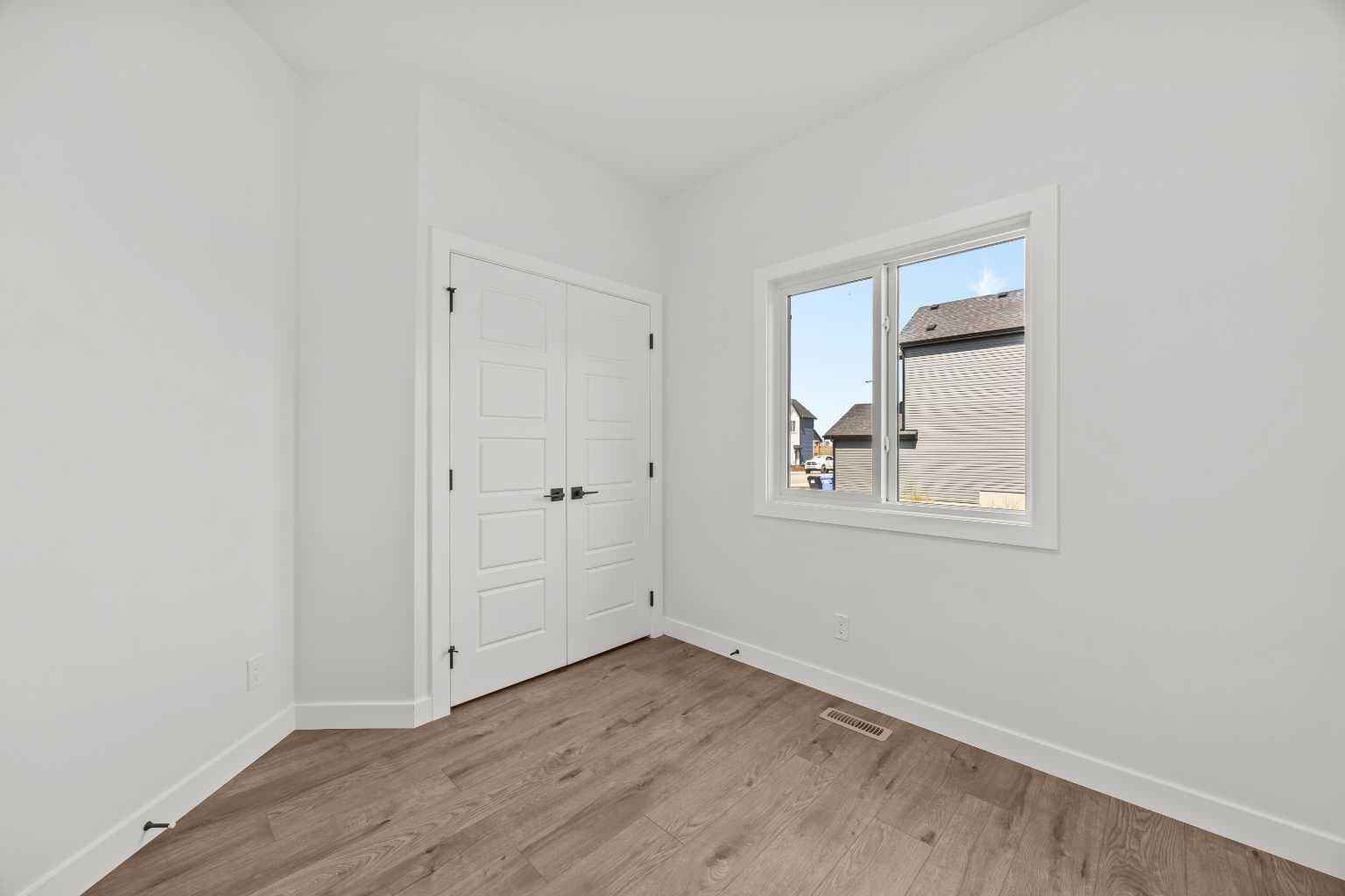 37 Sora Gardens SE