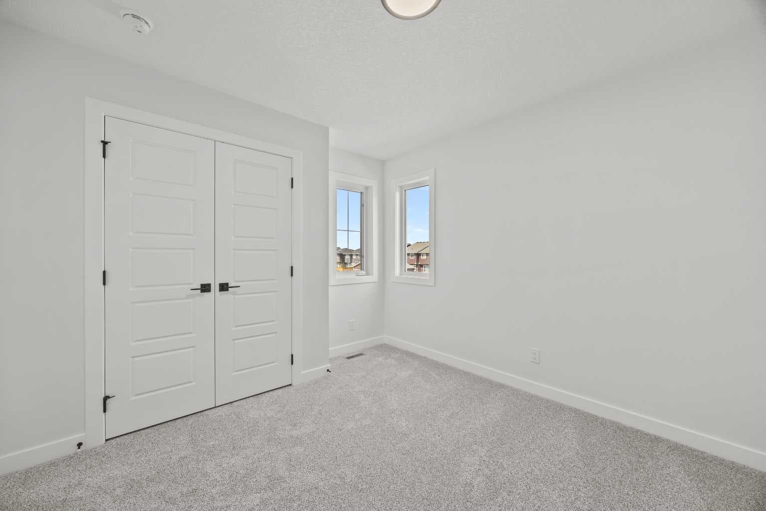 37 Sora Gardens SE