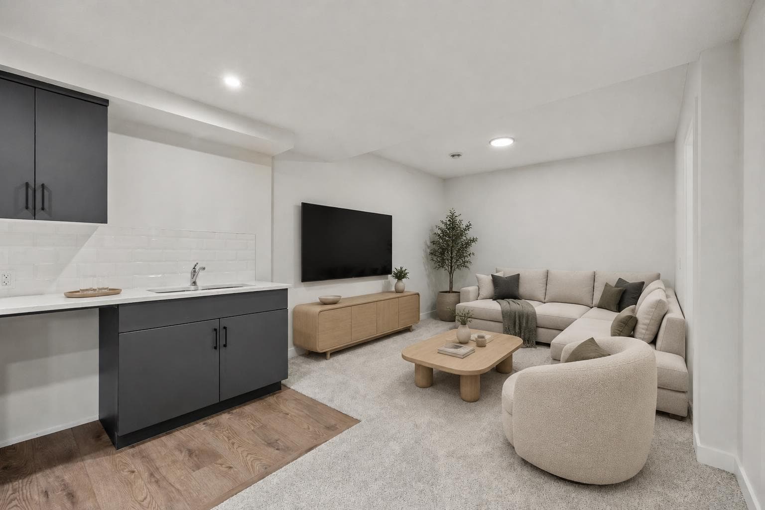 37 Sora Gardens SE