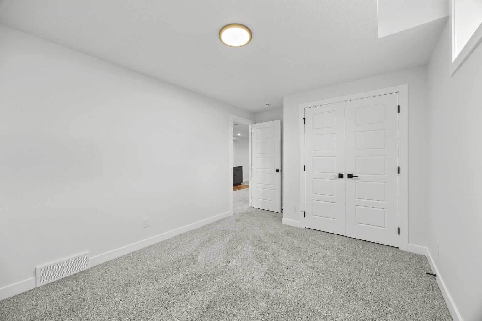 37 Sora Gardens SE