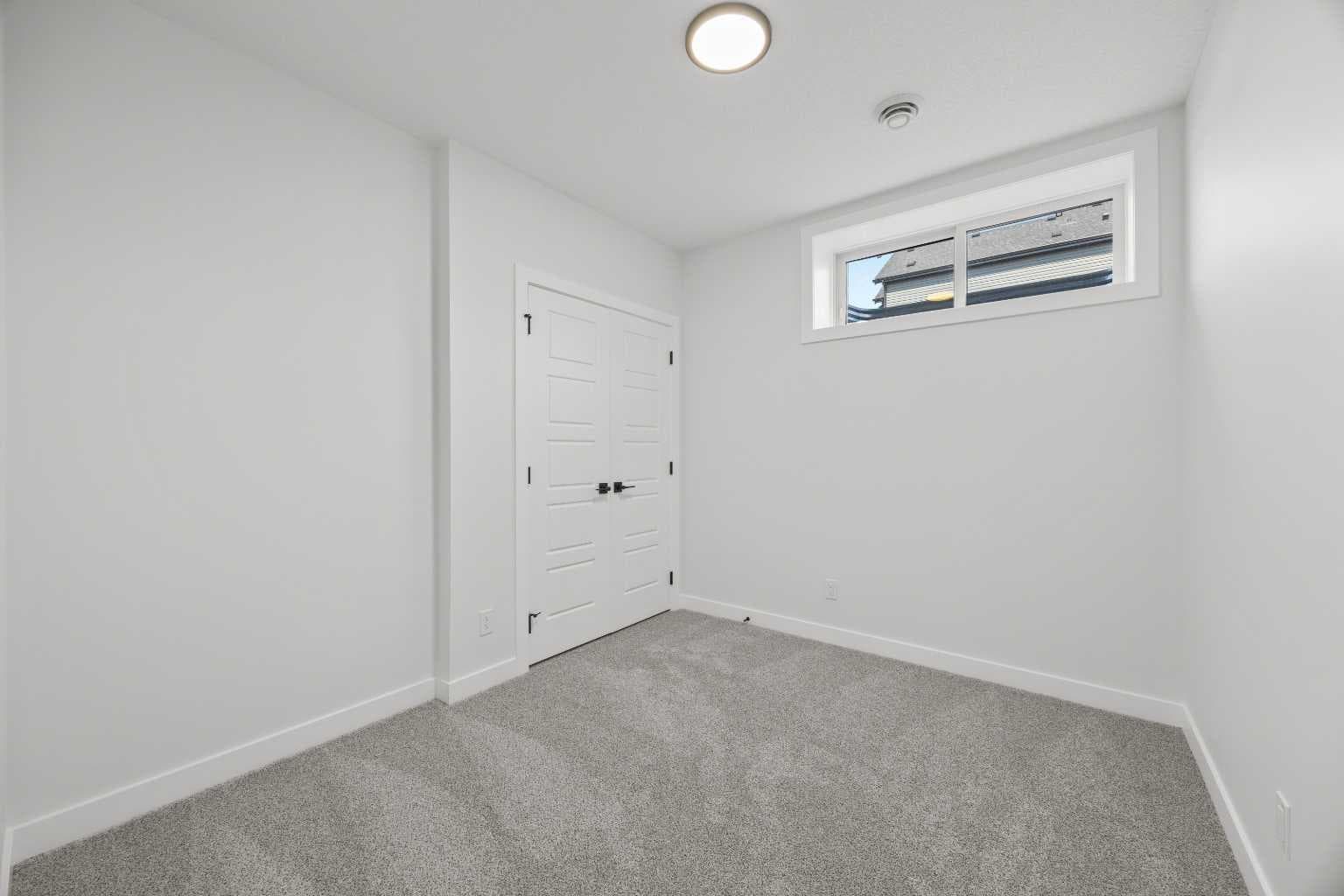37 Sora Gardens SE