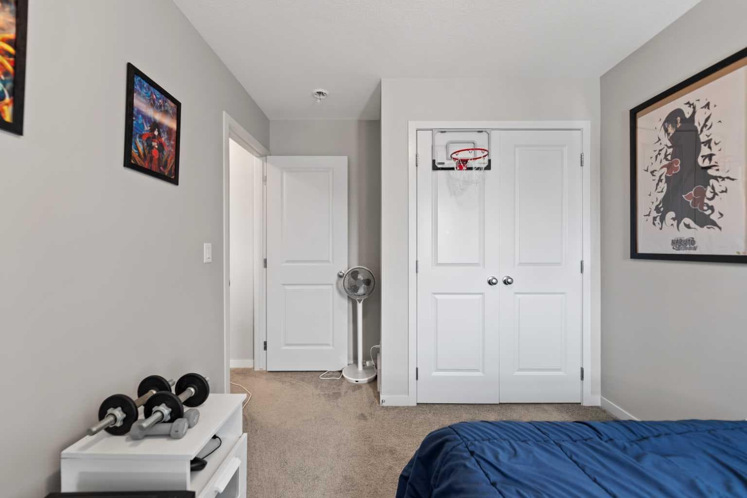 917 West Lakeview Drive 