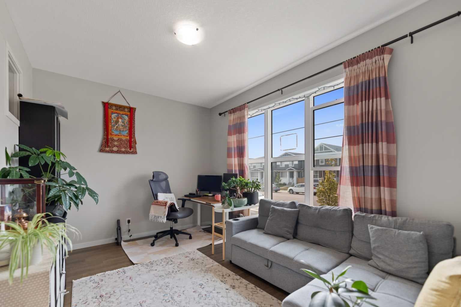 917 West Lakeview Drive 