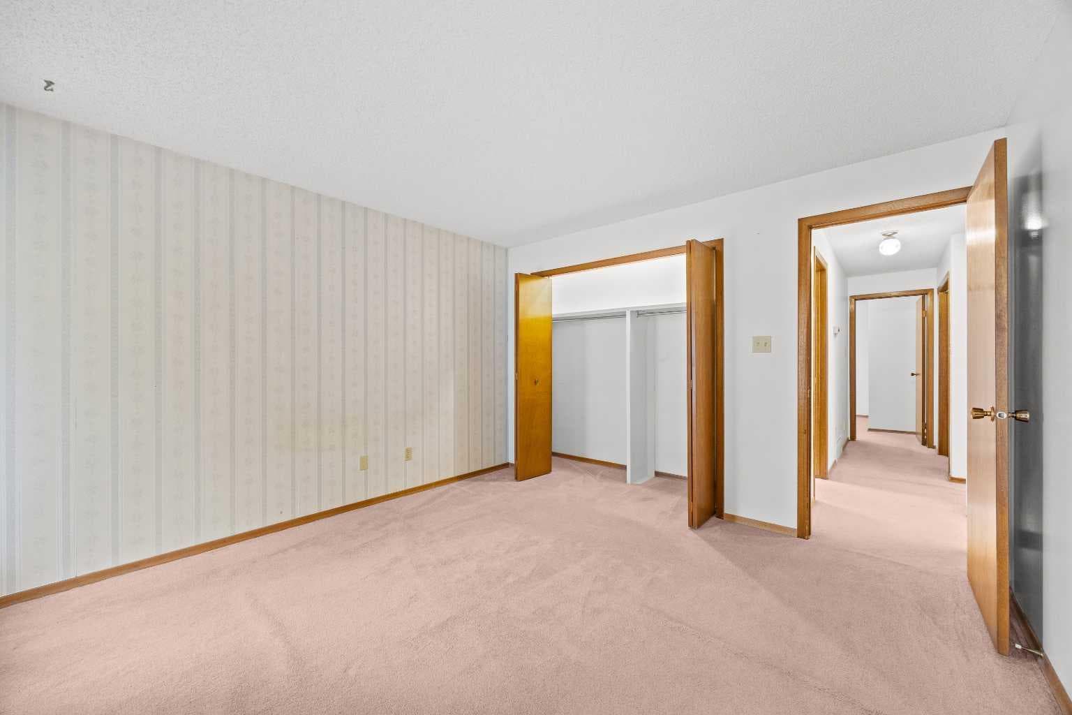 147 Whitlock Close NE