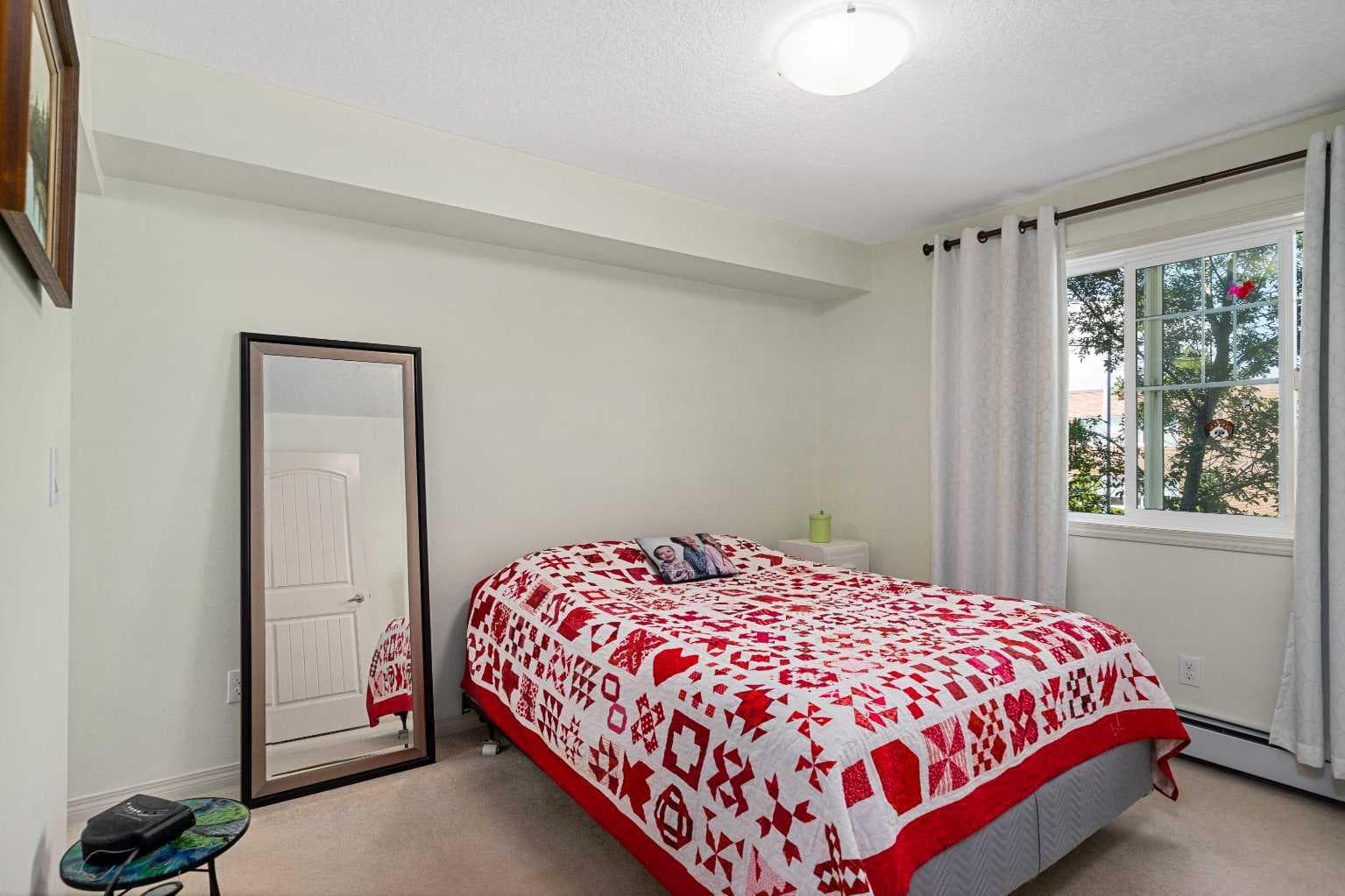 208, 304 Cranberry Park SE