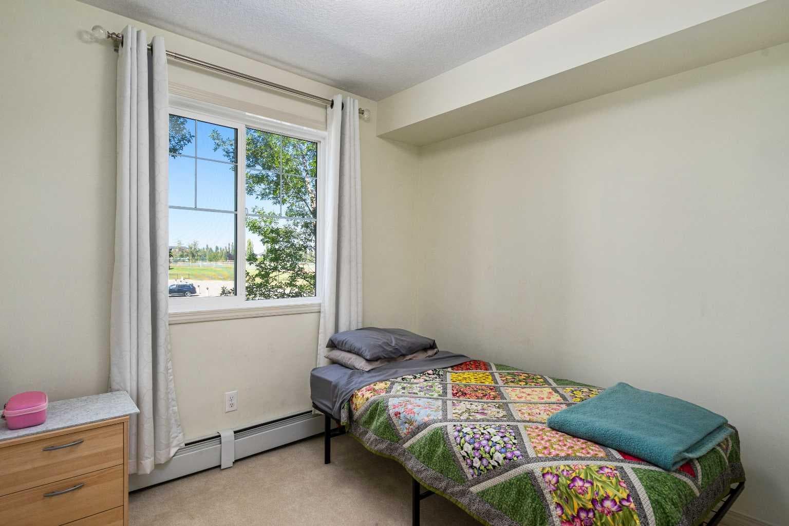 208, 304 Cranberry Park SE