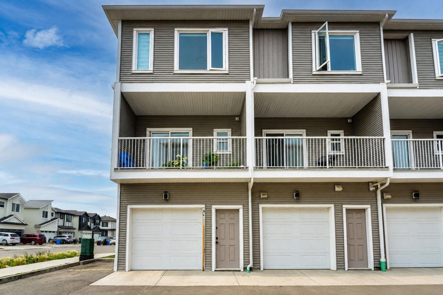 241 Saddlepeace Crescent NE