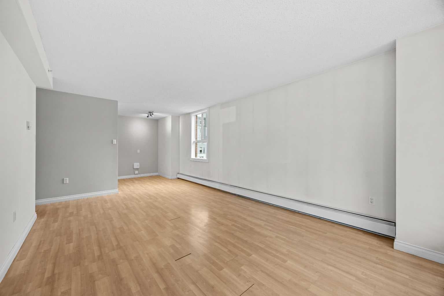 301, 1240 12 Avenue SW