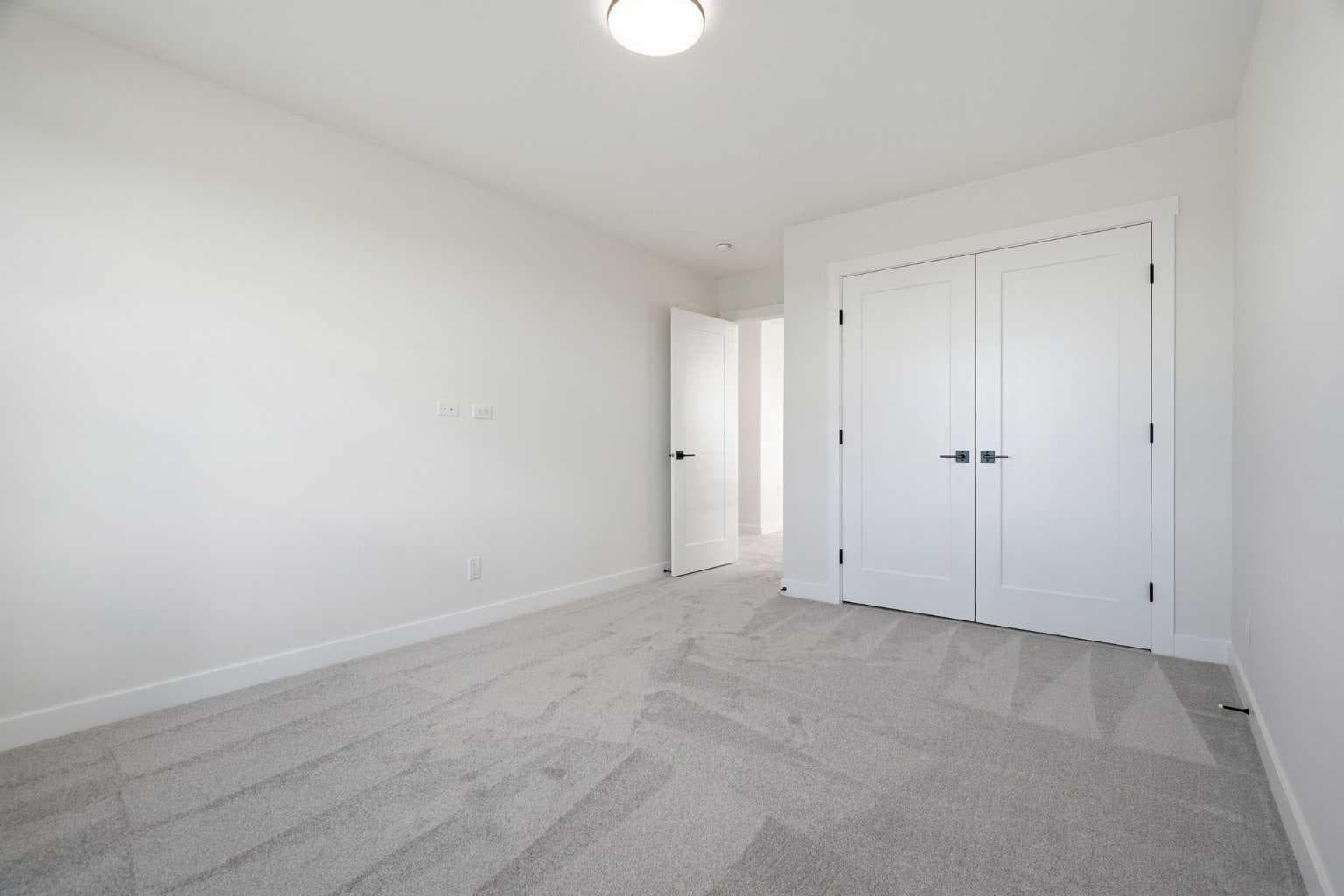 319 Kinniburgh Loop 