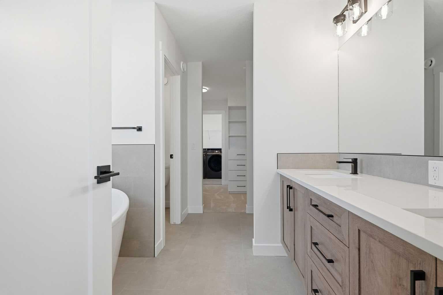 319 Kinniburgh Loop 