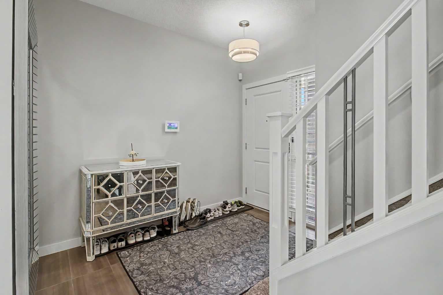 35 Legacy Row SE