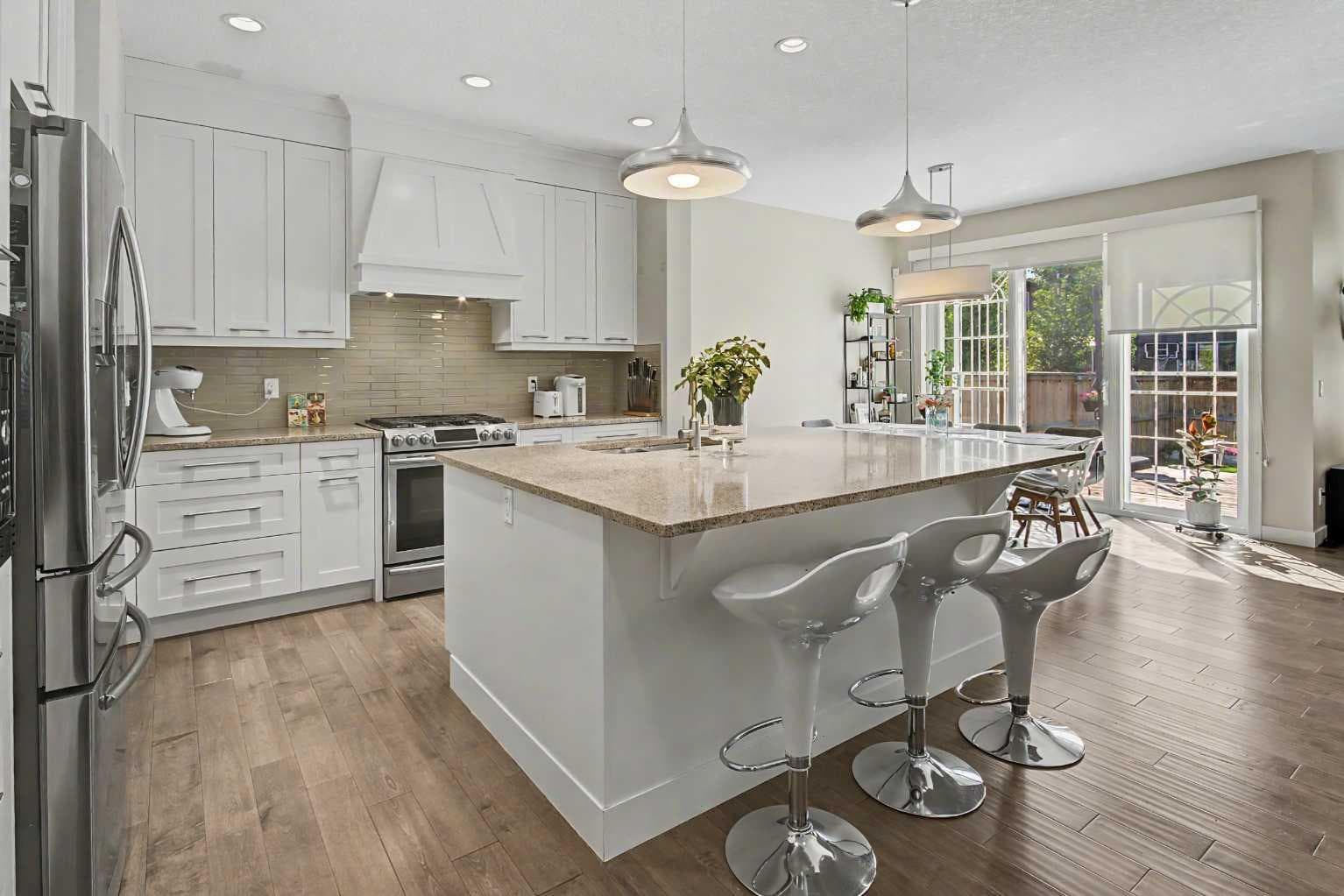 35 Legacy Row SE