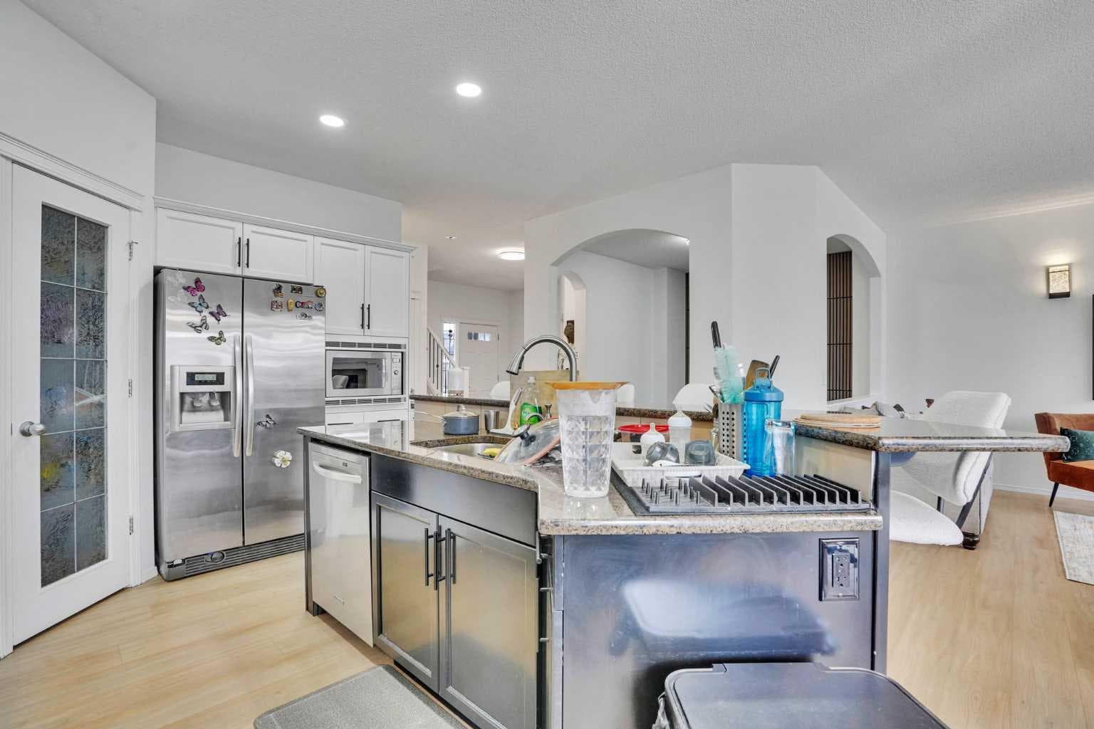 31 Skyview Shores Gardens NE