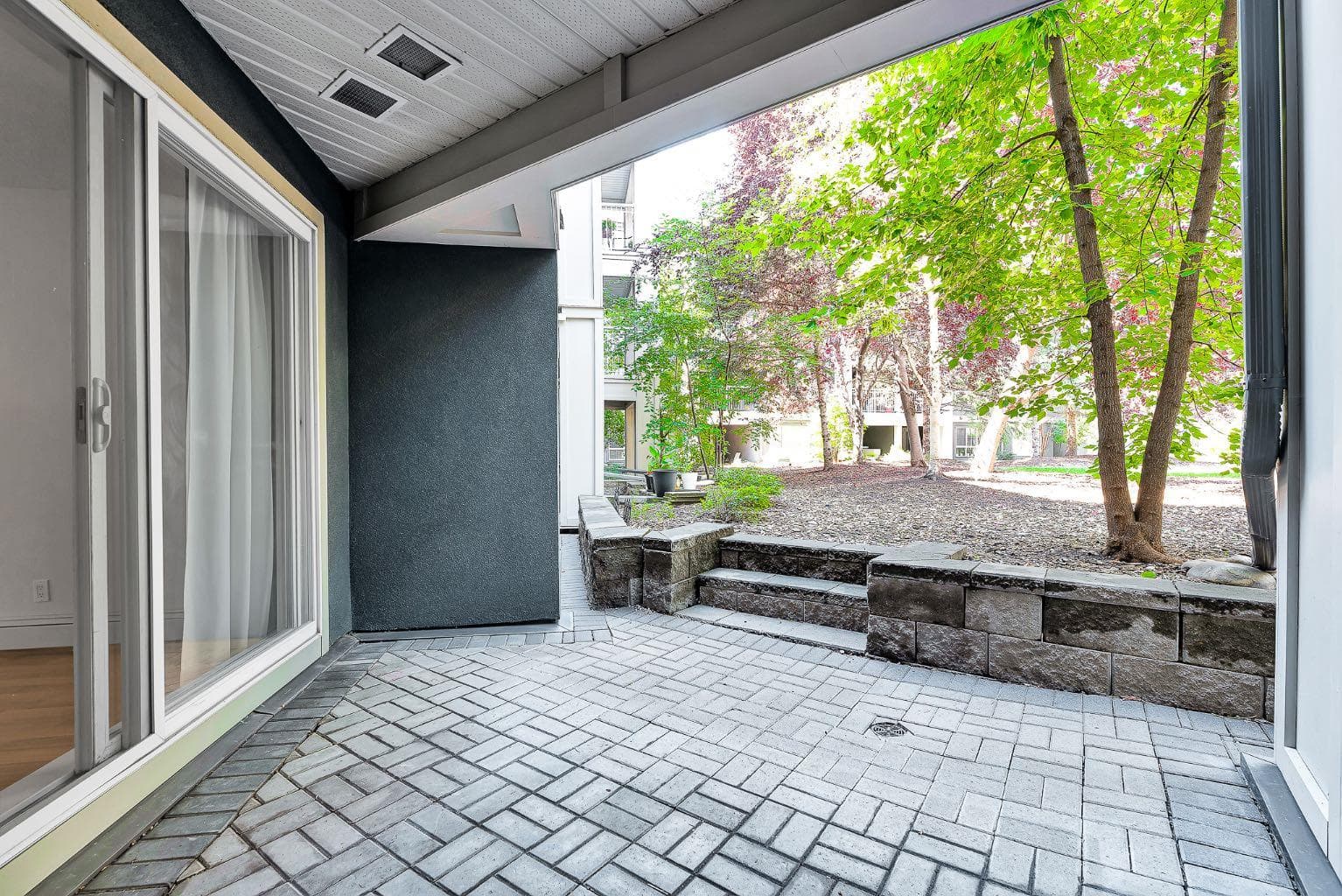 132, 35 Richard Court SW