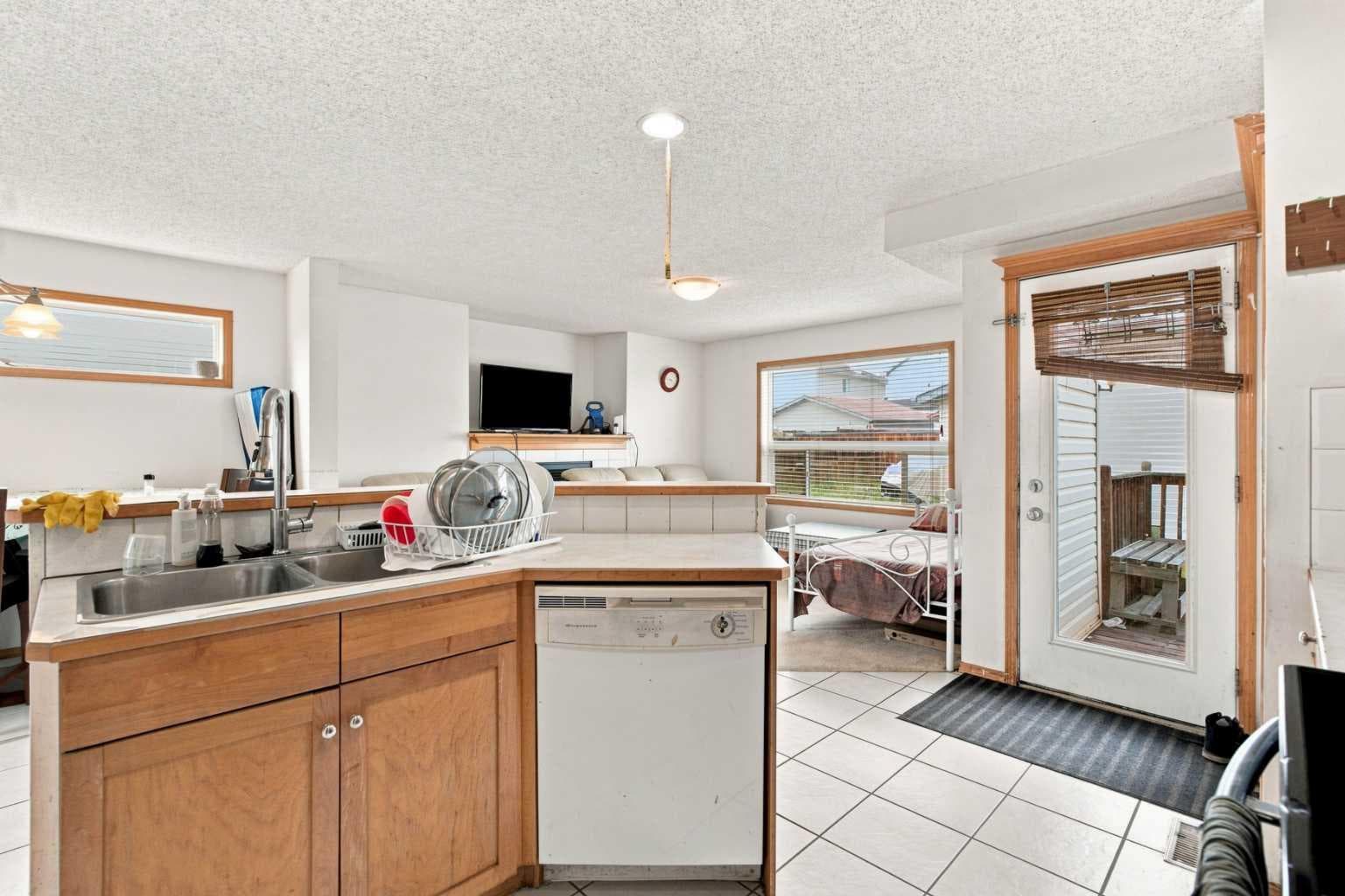 162 Taradale Drive NE
