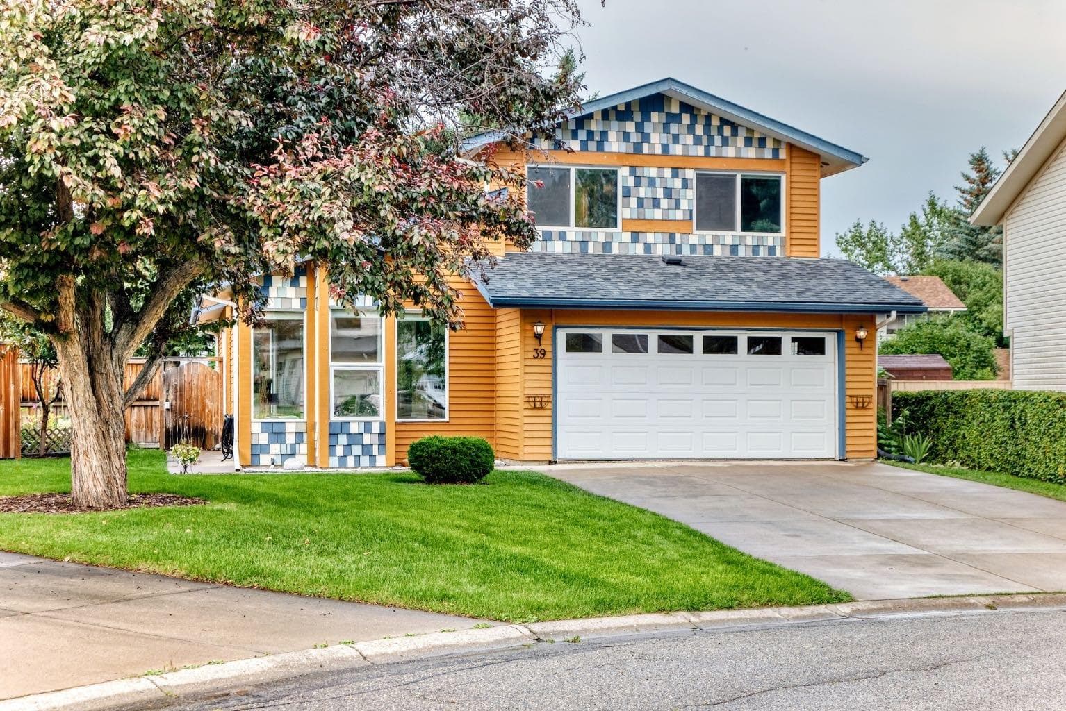 39 Woodfield Crescent SW