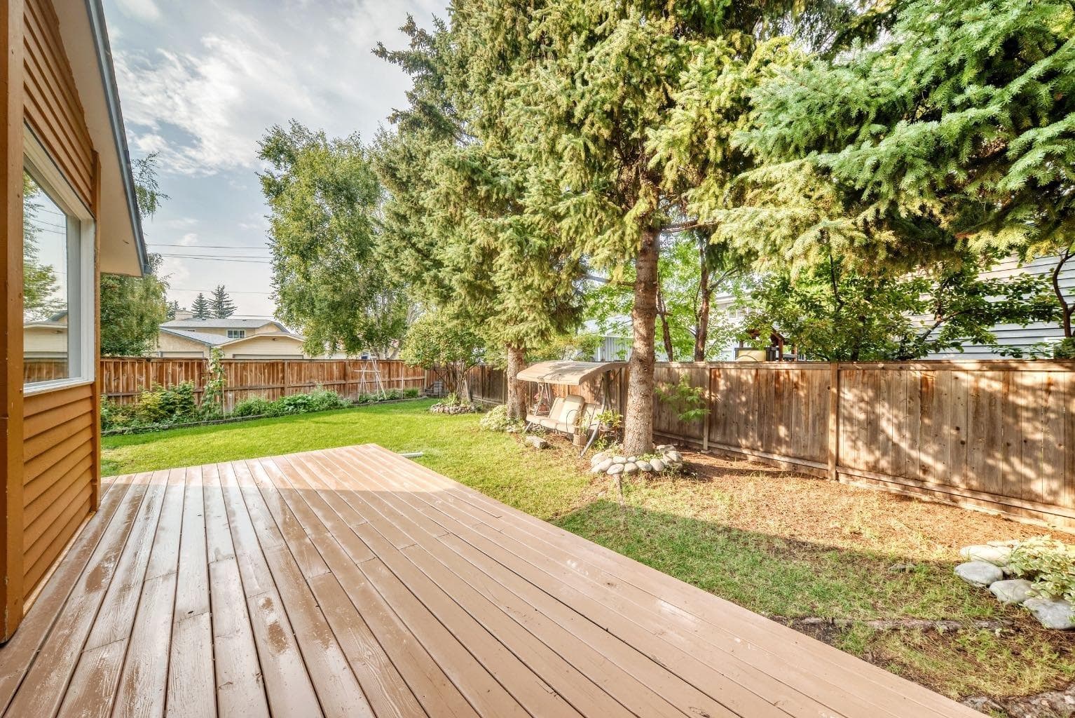 39 Woodfield Crescent SW