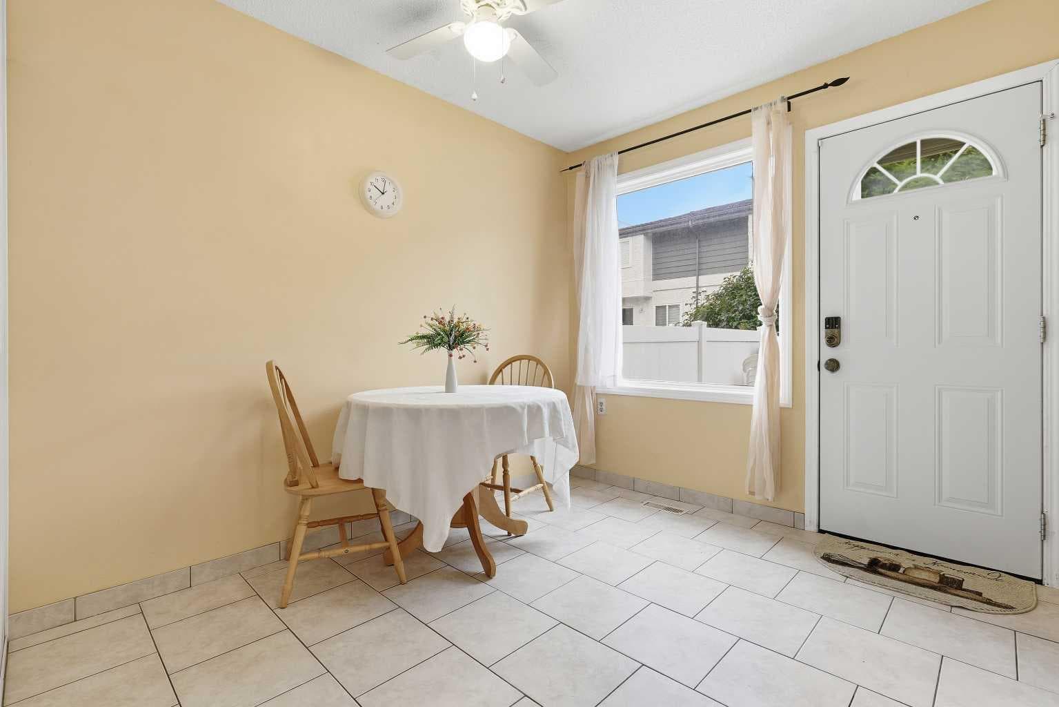224, 999 Canyon Meadows Drive SW