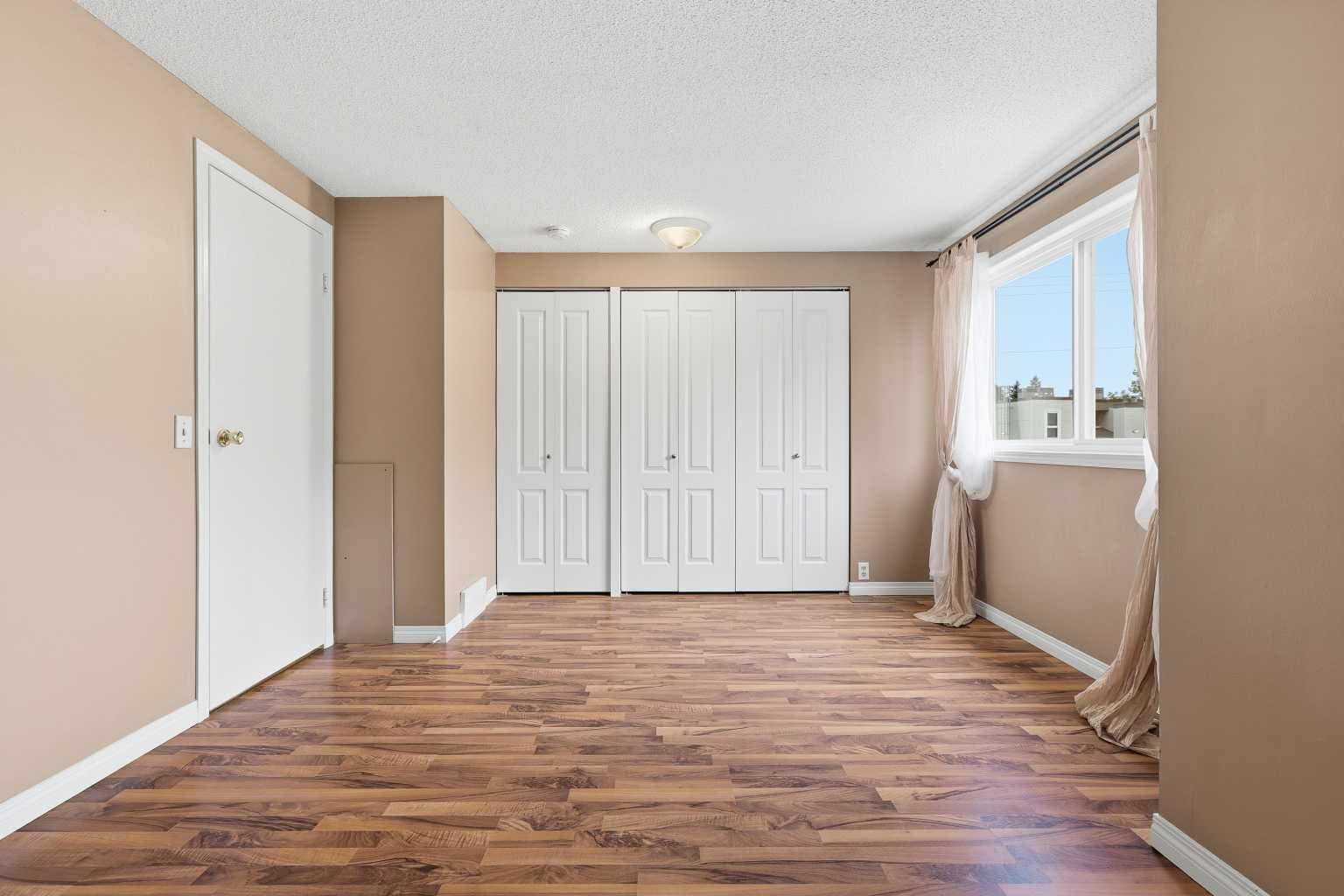 224, 999 Canyon Meadows Drive SW
