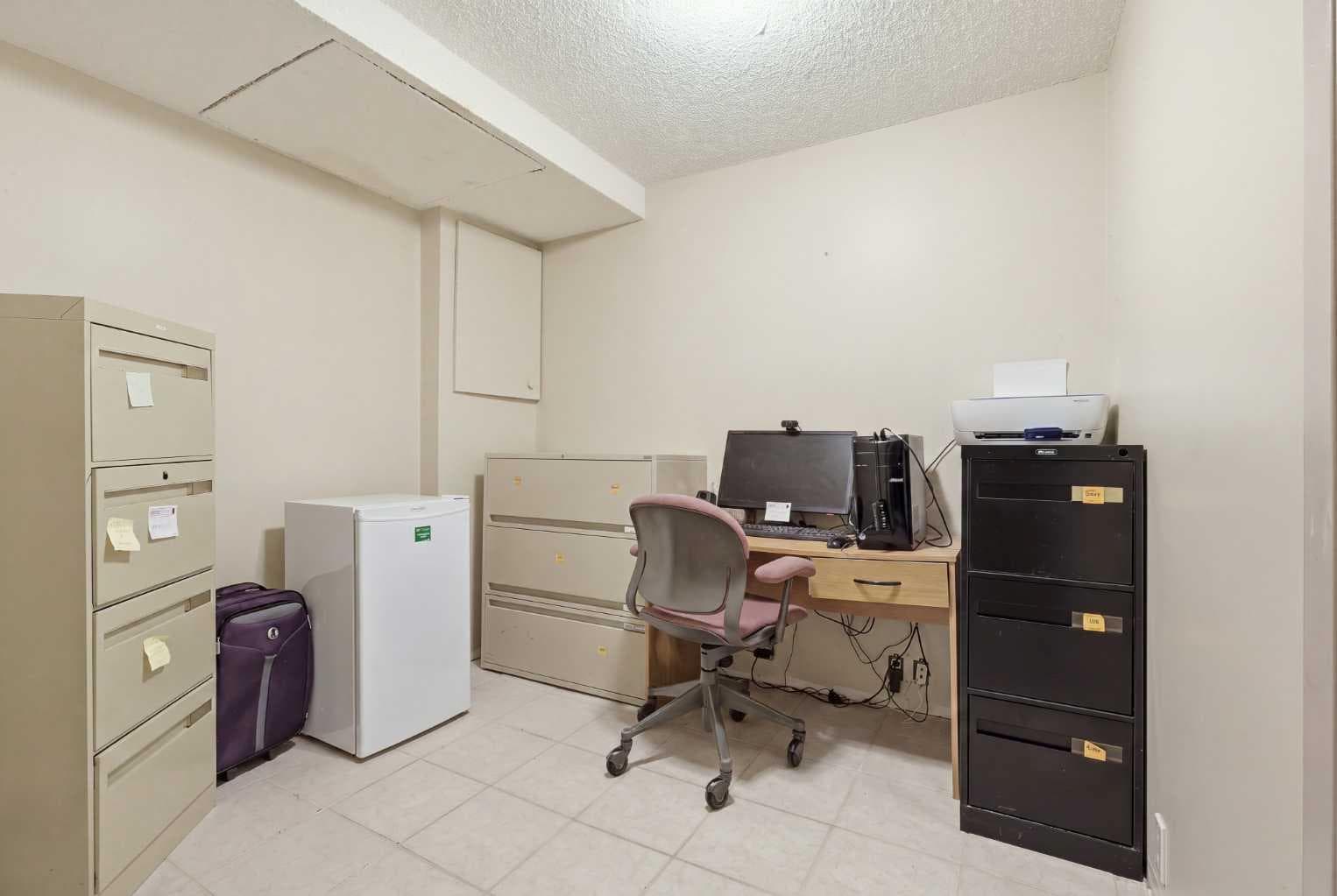 224, 999 Canyon Meadows Drive SW