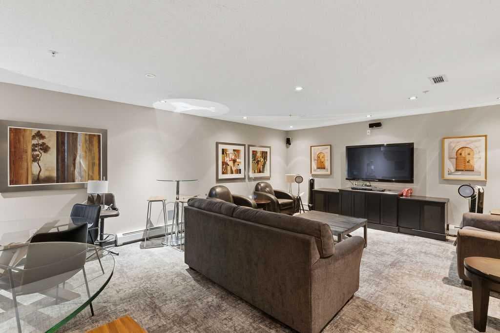 402, 11 Millrise Drive SW