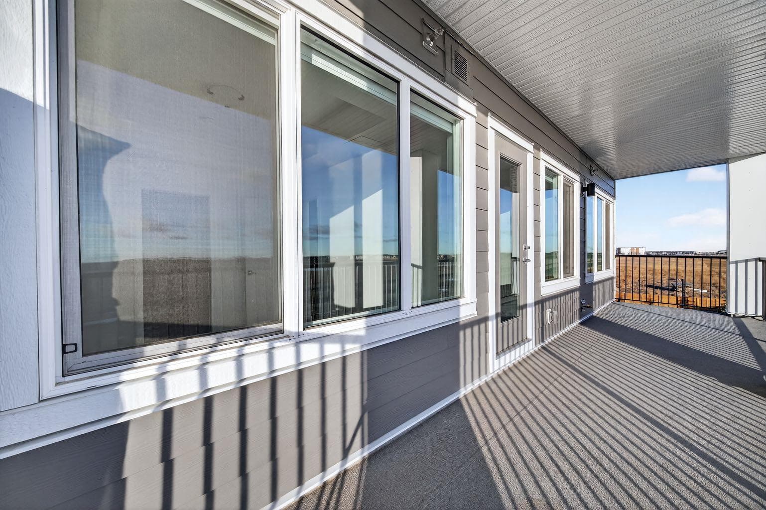 1305, 44 Skyview Parkway NE