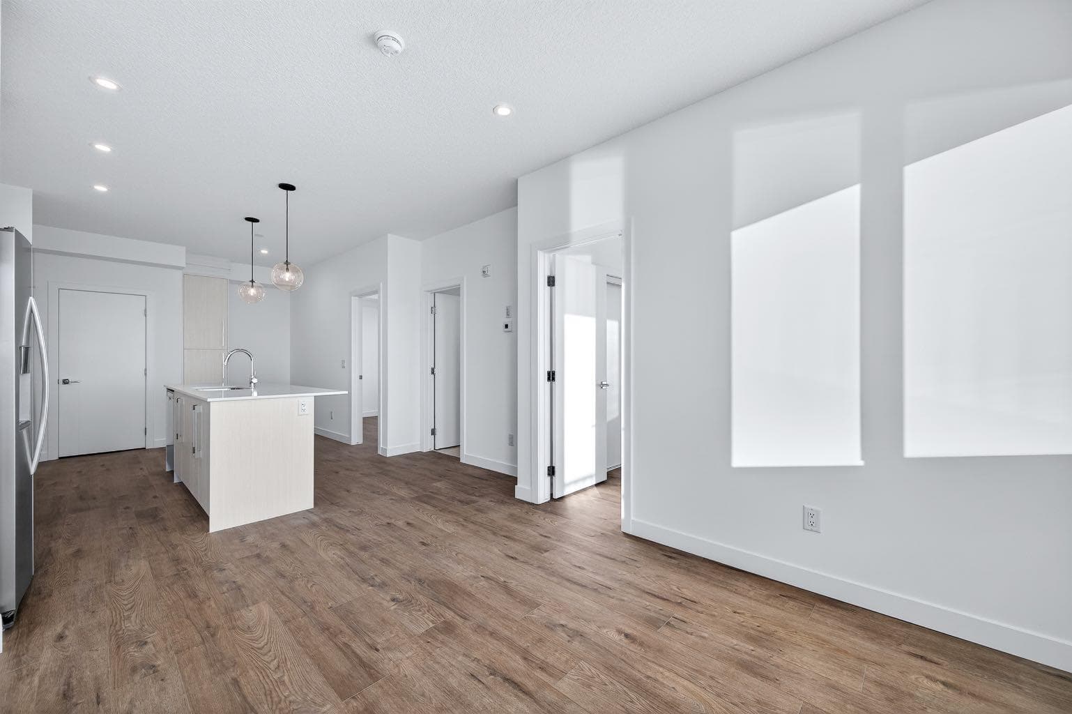 1305, 44 Skyview Parkway NE