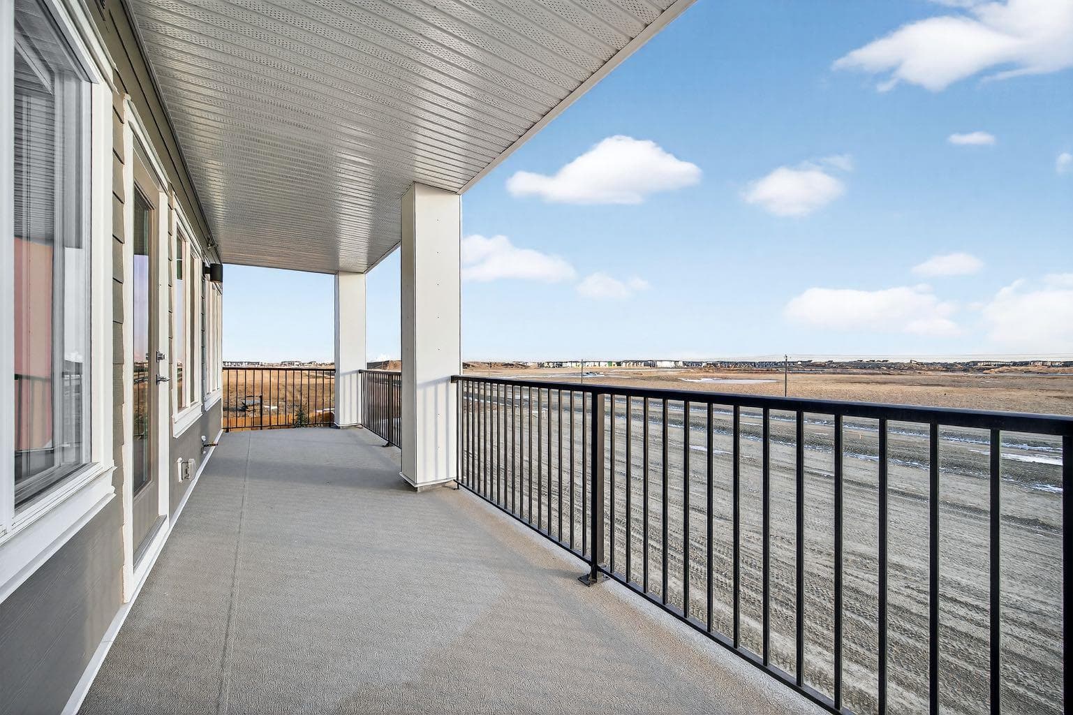 1305, 44 Skyview Parkway NE