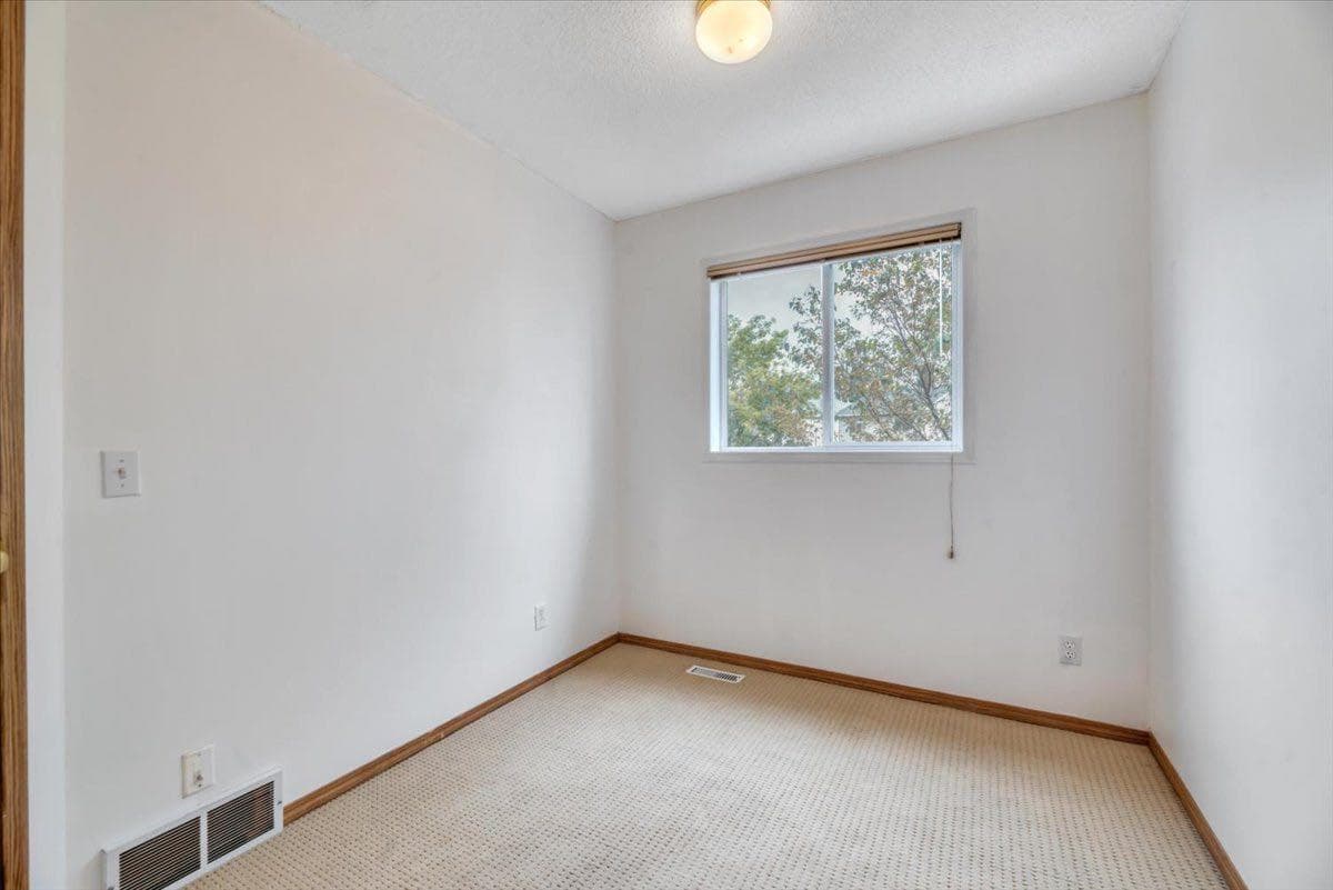 131 Hidden Way NW